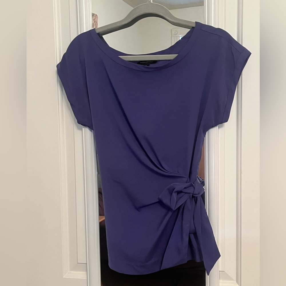 Banana Republic short sleeve tie-waist cowl neck top